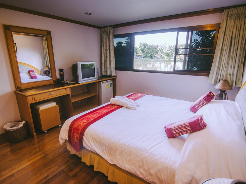 אודון תאני Tanita Lagoon Resort חדר תמונה