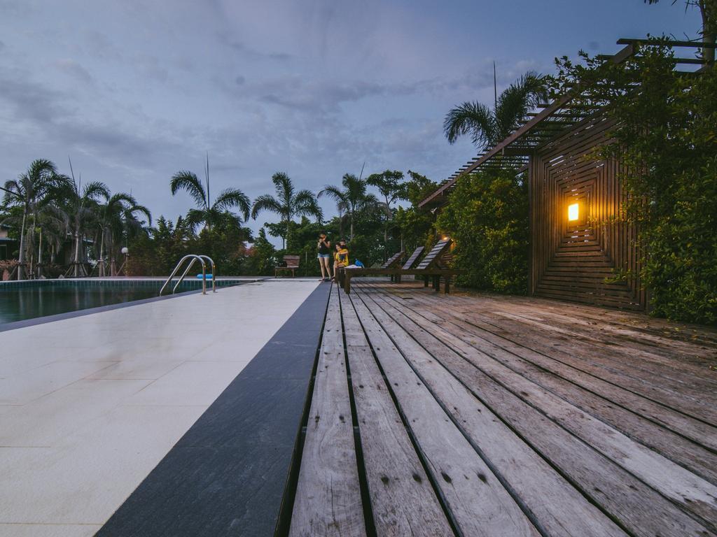 אודון תאני Tanita Lagoon Resort מראה חיצוני תמונה