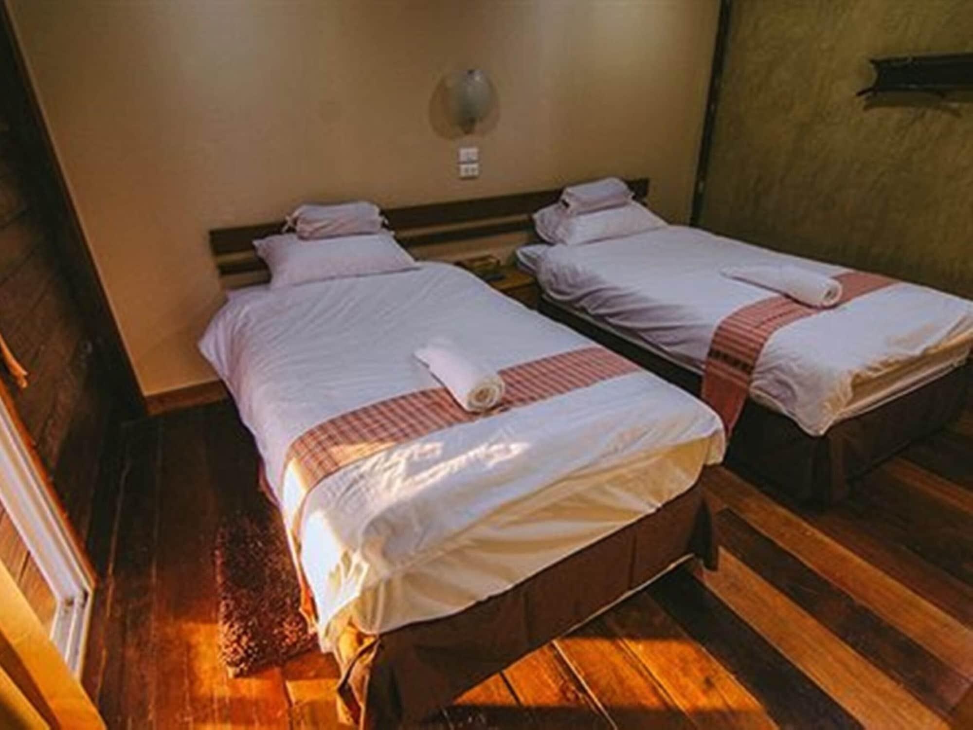 אודון תאני Tanita Lagoon Resort מראה חיצוני תמונה